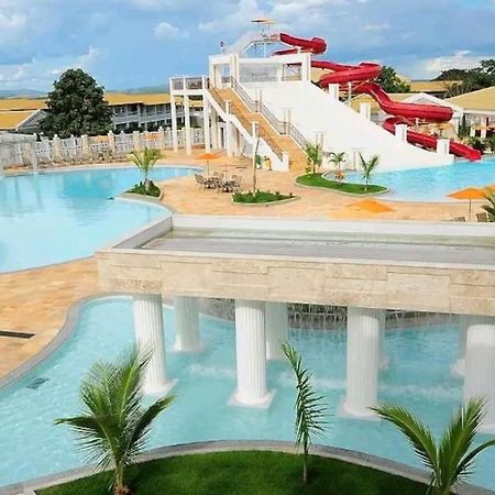 Lacqua Di'Roma Parque Com Parque Aquatico Incluso Na Diaria! Roupas De Cama E Toalhas Nao Estao Disponiveis No Servico, Devem Ser Levado Pelo Hospede! Appartement Caldas Novas Buitenkant foto